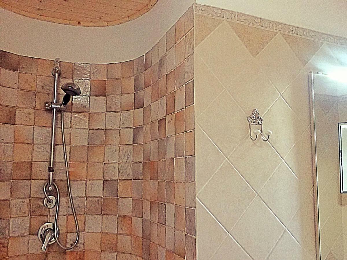 レッチェ Il Casale Dei Principi Bed & Breakfast エクステリア 写真