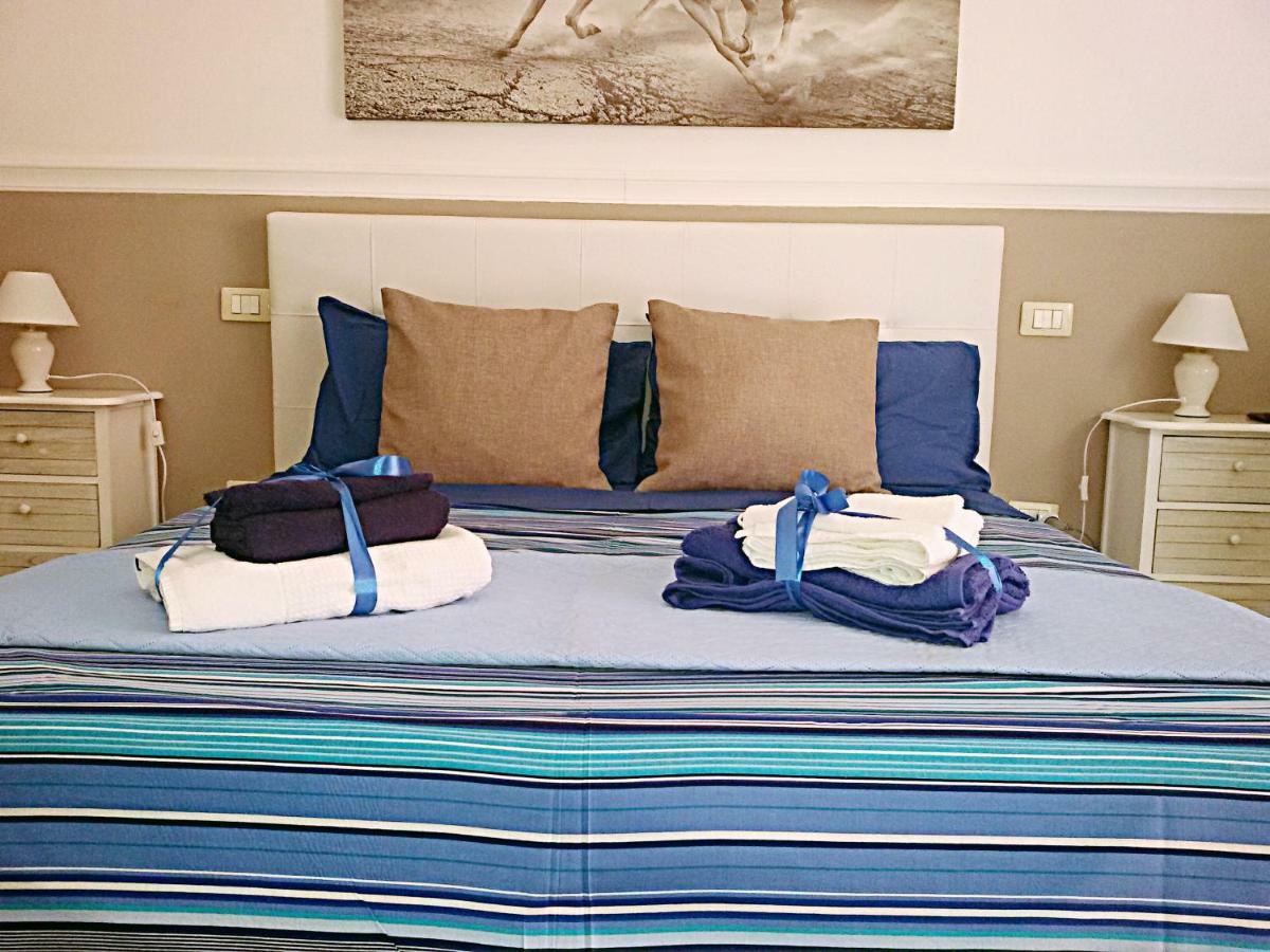 レッチェ Il Casale Dei Principi Bed & Breakfast エクステリア 写真