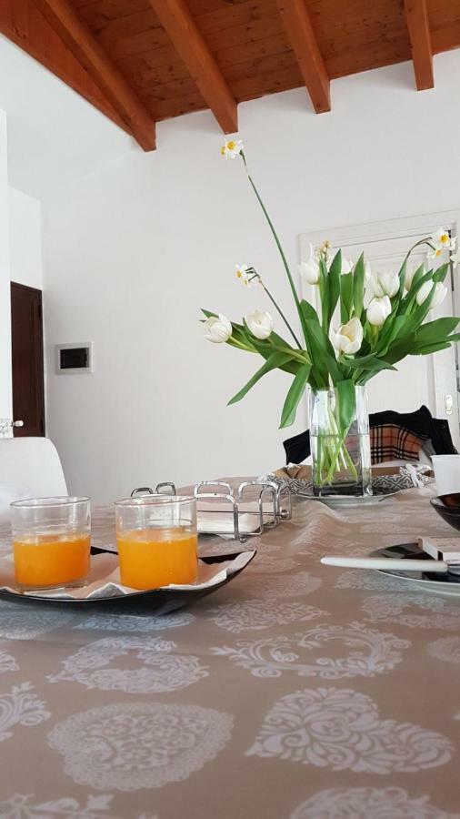 レッチェ Il Casale Dei Principi Bed & Breakfast エクステリア 写真