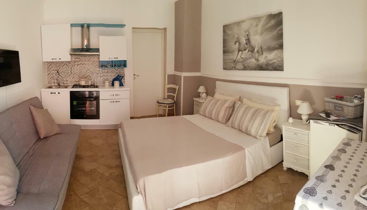 レッチェ Il Casale Dei Principi Bed & Breakfast エクステリア 写真