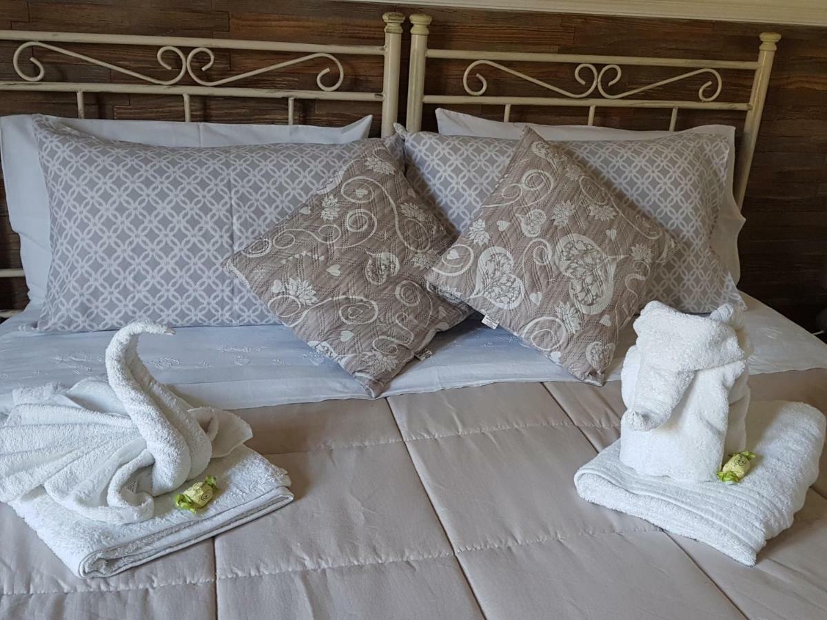 レッチェ Il Casale Dei Principi Bed & Breakfast エクステリア 写真